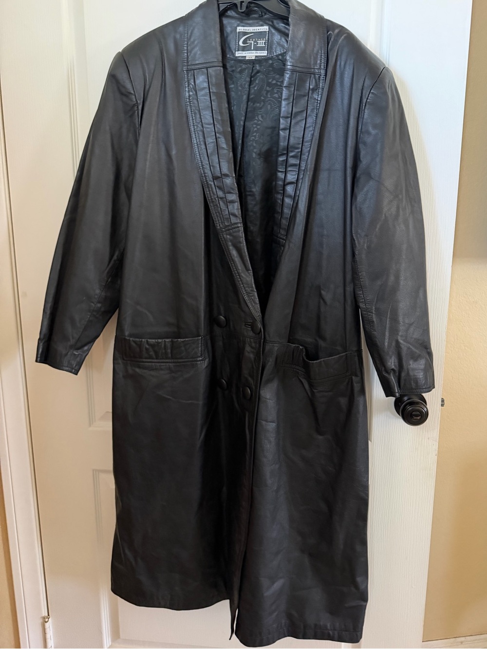 Vintage 80/90’s G-III Double Breasted Leather Duster w/Pleat Collar Deep Pocket